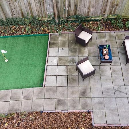 New! Renovated Townhome W/ Putting Green & Patio! Richmond Exteriér fotografie