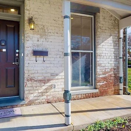 New! Renovated Townhome W/ Putting Green & Patio! Richmond Exteriér fotografie
