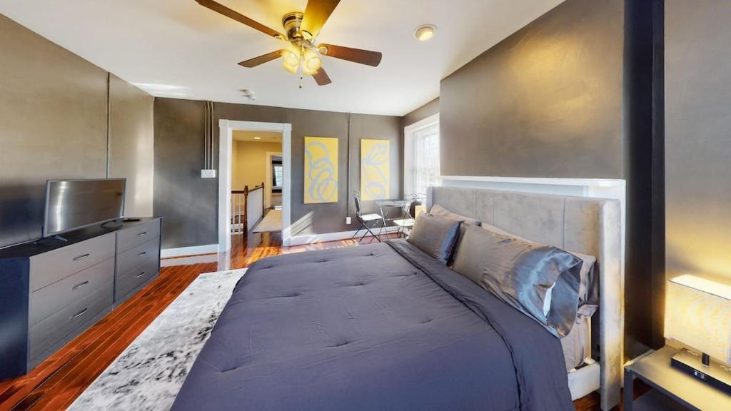 New! Renovated Townhome W/ Putting Green & Patio! Richmond Exteriér fotografie